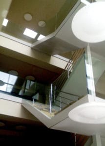 Pabellones en Zamudio - Escalera oficinas